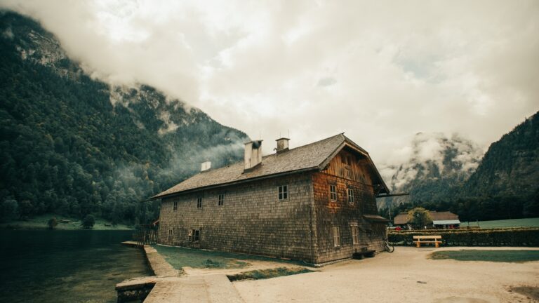 13 Summer Horror Movies Set at Camps, Cabins, and Lakes