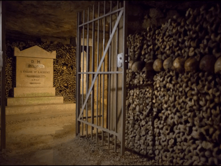 11 Real-Life Locations That Inspired Famous Horror Movies