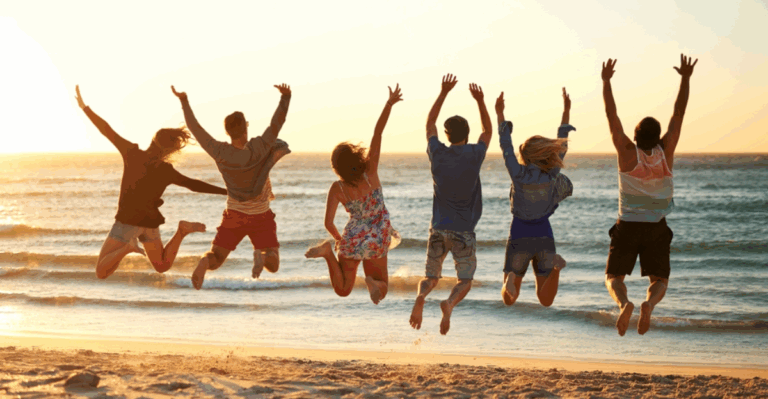 18 Tips for Maintaining Friendships as Life Changes