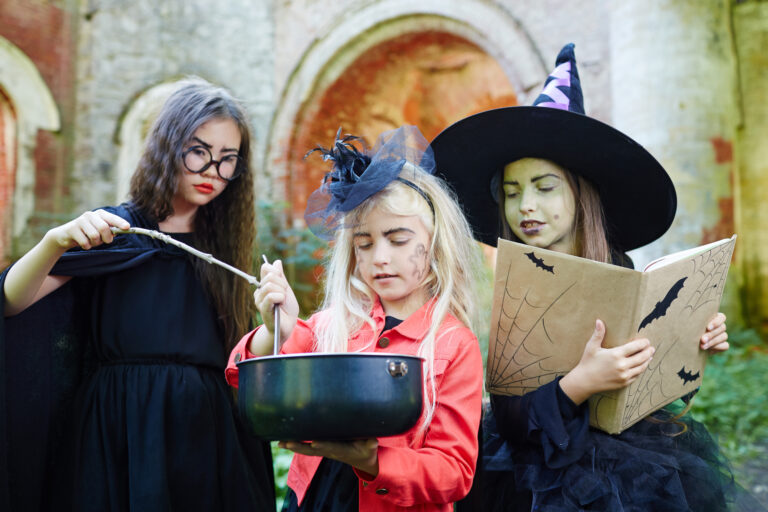 7 Creative Costume Ideas You Can Make at Home