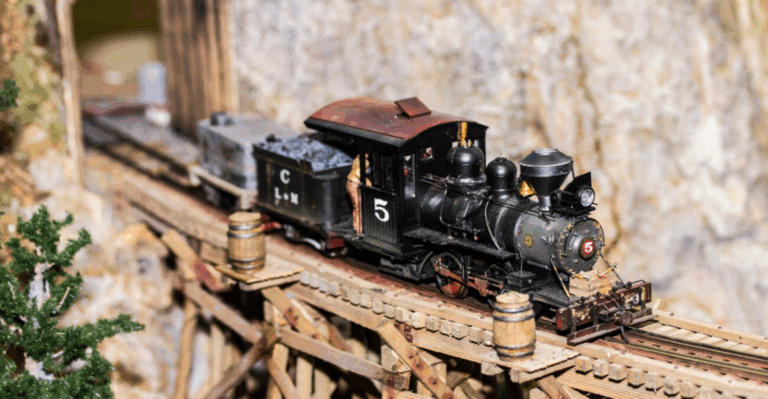 10 Vintage Model Trains with Surprising Auction Results