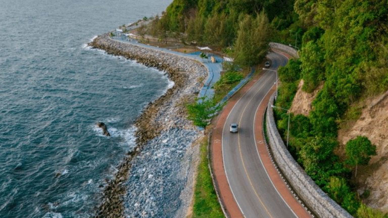 10 Underrated Coastal Routes Families Can Drive Together