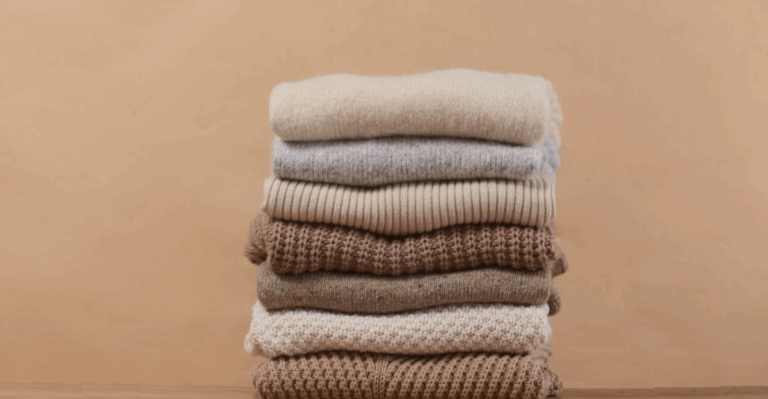 15 Trending Colors Dominating November Fashion