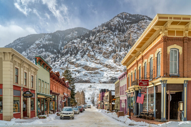 15 U.S. Mountain Towns That Look Their Best in December