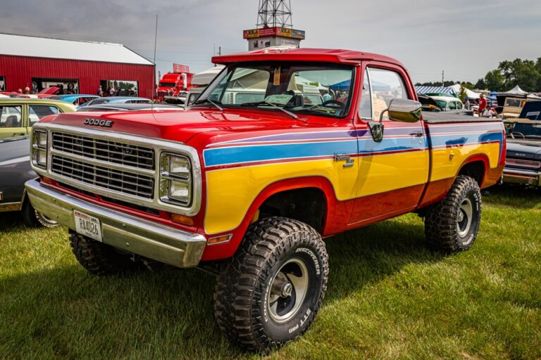 12 Vintage Trucks Every Collector Wants in Their Garage