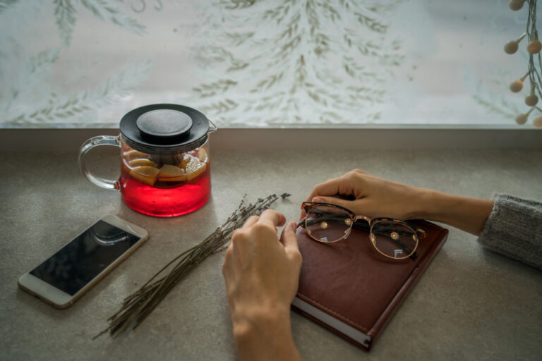 12 Ways to Beat the November Blues and Stay Positive