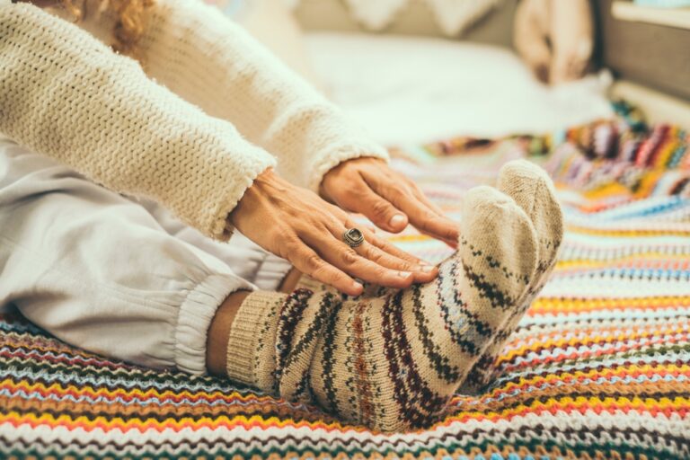 14 Must-Have Winter Accessories for Staying Stylish and Warm