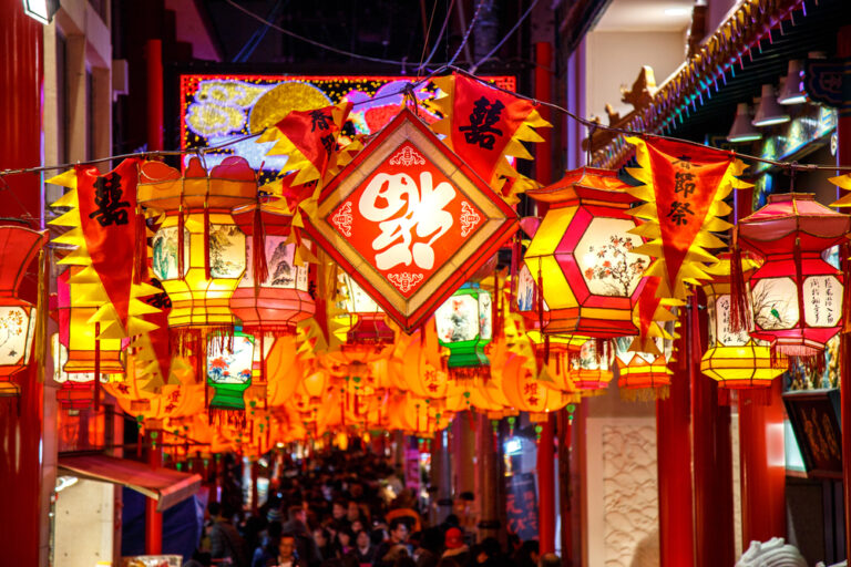 9 Lantern Festivals That Light Up the Fall Season