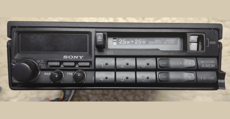 13 Classic Car Radios and Cassette Decks That Are Hot Items Now