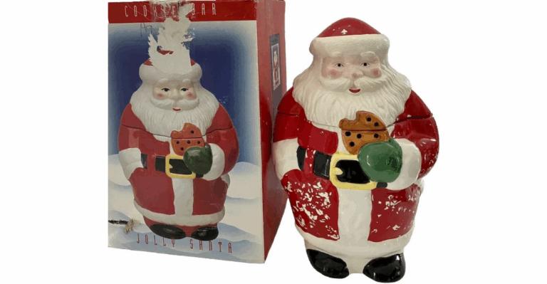 15 Holiday Cookie Jars That Have Become Winter Favorites