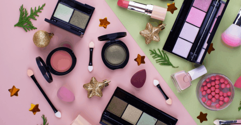 13 Holiday Eye Palettes That Add Warm, Cozy Color
