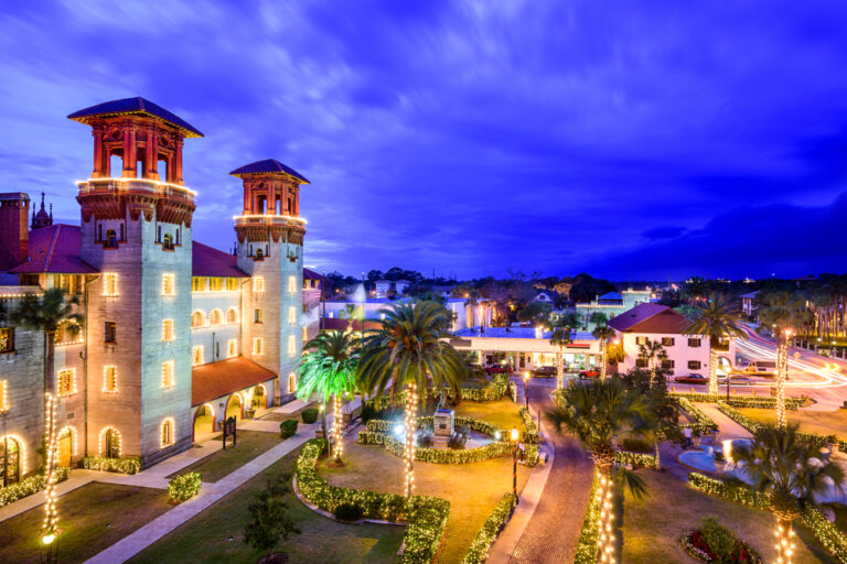 12 U.S. Towns Where Main Streets Put on a Show After Dark