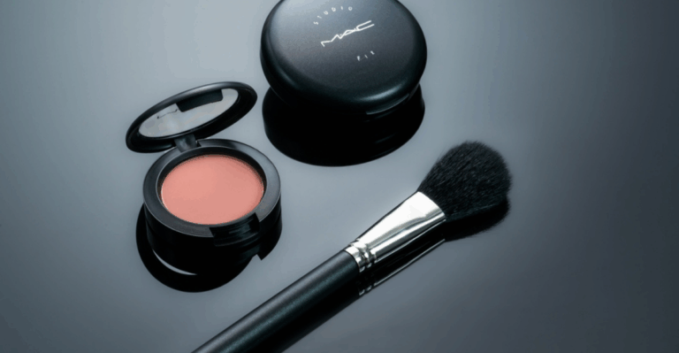 18 Winter Blush Shades That Add Warmth