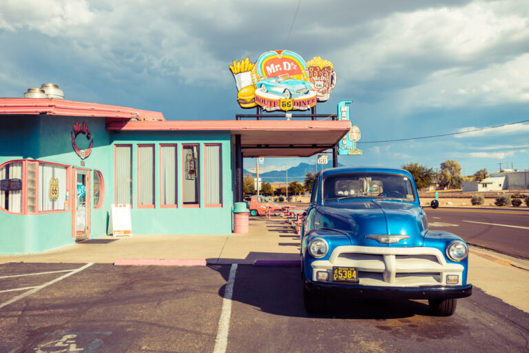 8 U.S. Towns Where the Local Diner Is the Landmark