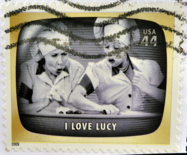 14 Classic TV Shows That Still Feel Comforting