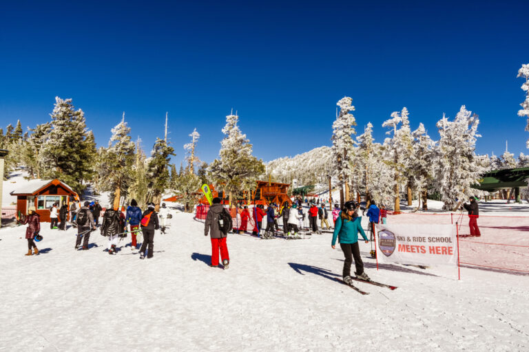 12 Best Snowy Weekend Trips For February With Easy Winter Walks