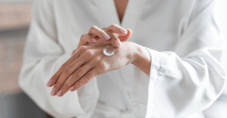 12 Late Winter Hand Care Tips for Cracks and Peeling