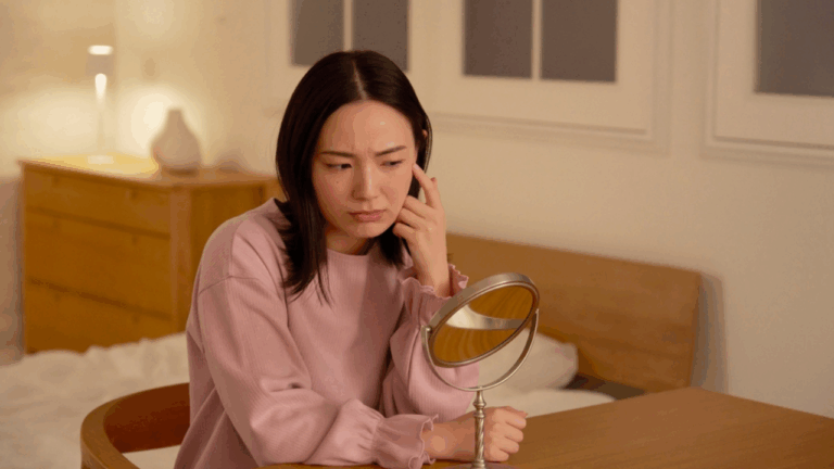 13 Late January Skincare Mistakes That Make Dryness Worse