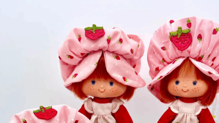 12 Strawberry Shortcake Dolls and Playsets That Collectors Still Want