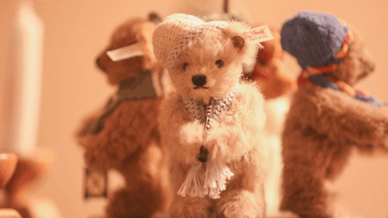 10 Steiff Teddy Bears Doll Collectors Love