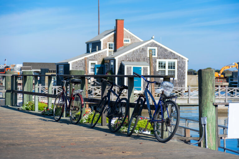 10 Island Town Streets With Bike Paths And Harbor Benches