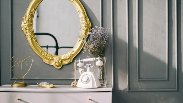 12 Antique Mirrors That Decor Lovers Search For Most Often