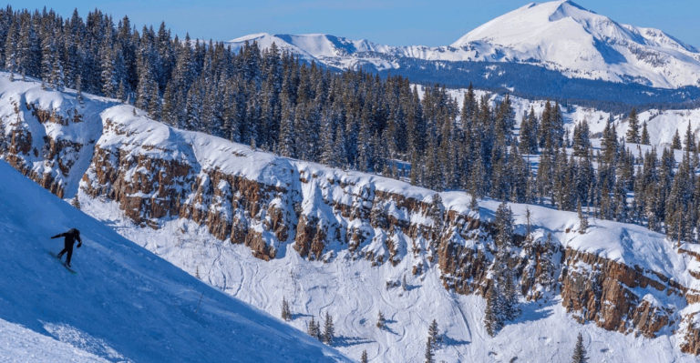 16 Small Ski Town Streets with Winter Lights and Sleigh Stops