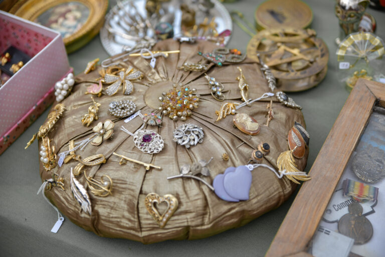 15 Antique Brooches and Pins That Collectors Look For by Style Era