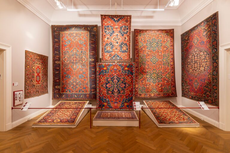 15 Antique Rugs and Carpet Styles Decor Lovers Still Search For