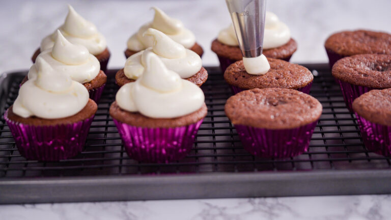 10 Frosting Flavors That Change the Same Basic Cake