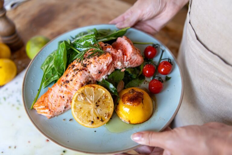 11 Delicious Seafood Dishes for Lighter Eating