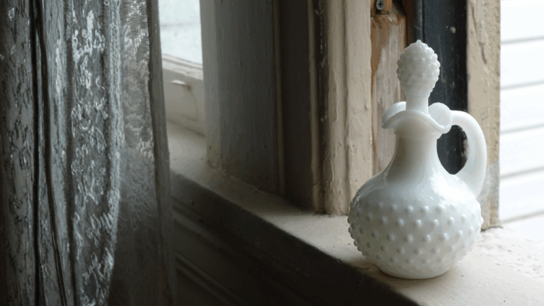 12 Milk Glass Pieces That Always Sell Fast in Spring