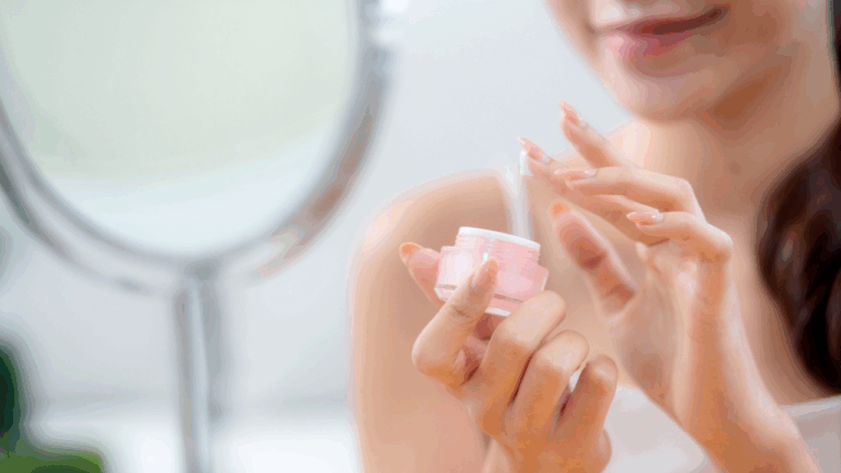 14 Lightweight Moisturizers That Sit Well Under Sunscreen in Spring