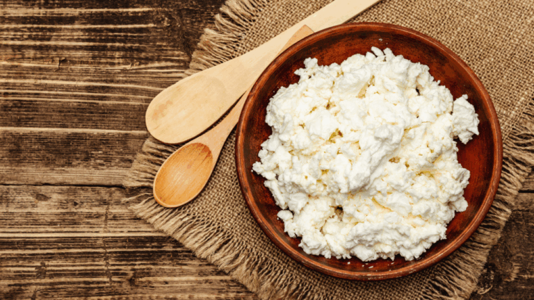 14 Foods With More Protein Than an Egg