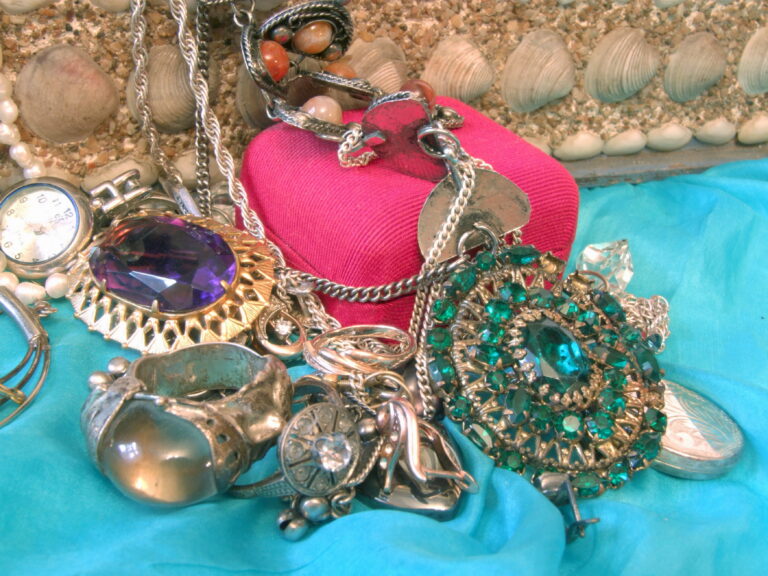 12 Vintage Costume Jewelry Marks That Help Identify Better Pieces