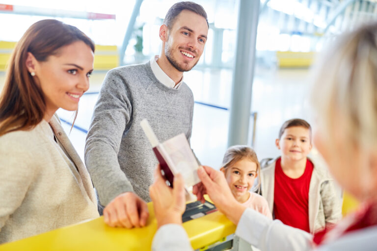 10 Tips for Stress-Free Airport Travel with Kids in March